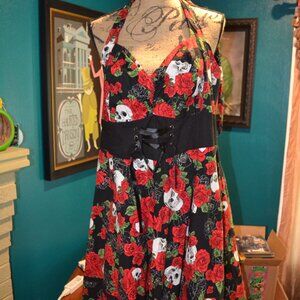Torrid Black Skulls red roses Dress size 20